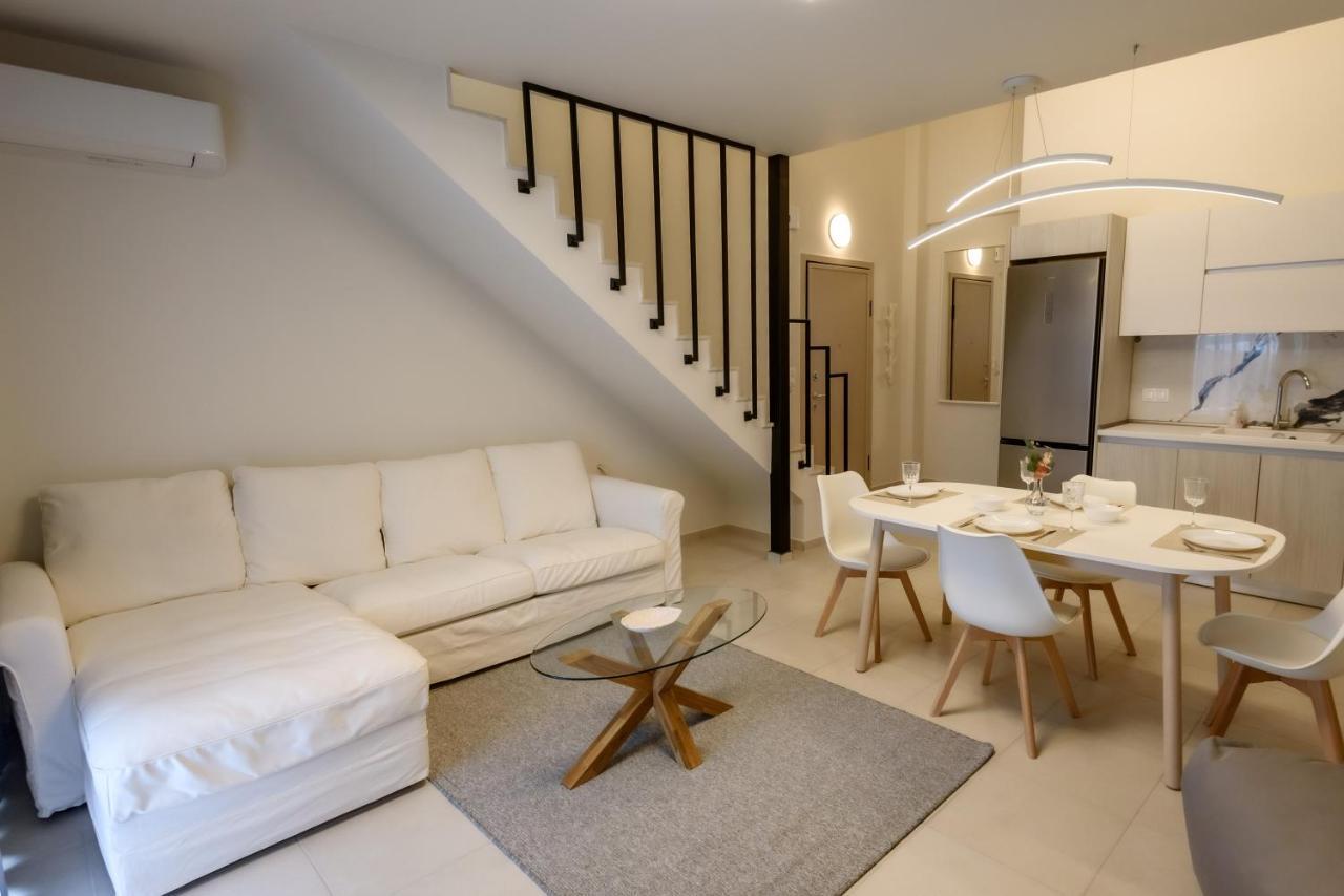 Itaka Familiy Apartments - Halkidiki Suites Com Nikíti Eksteriør bilde